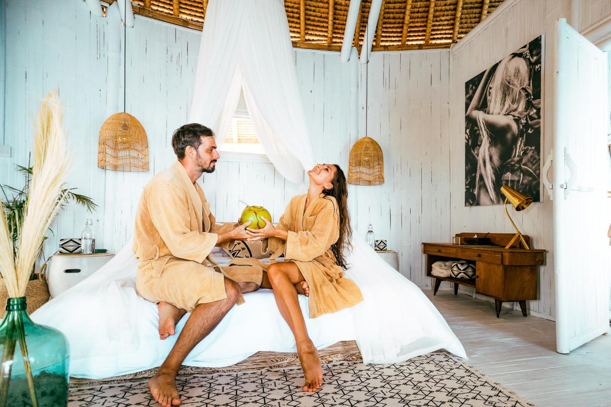 Polilit Tropical Glamping Nusa Penida Diamond Beach - Cliff Side Edge מראה חיצוני תמונה